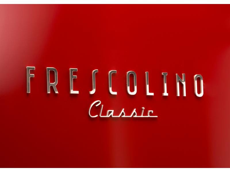 Trisa Kühl-Gefrierkombination Frescolino Classic 300 Rot Grosser Kühlschrank mit Gefrierfach in Retro Design