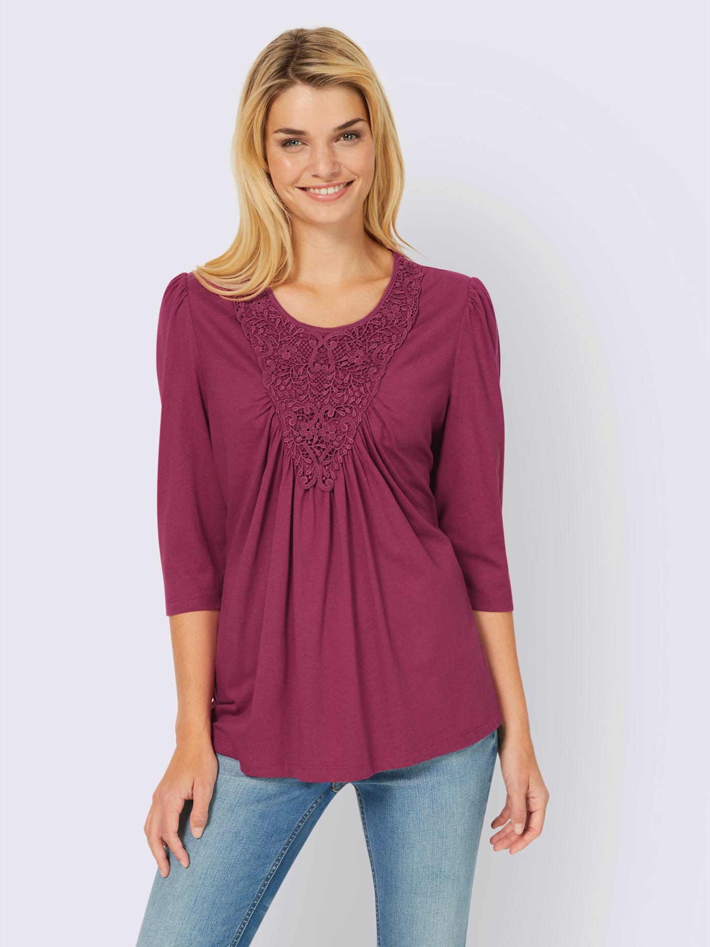 T-shirt empiècement en dentelle à l'encolure