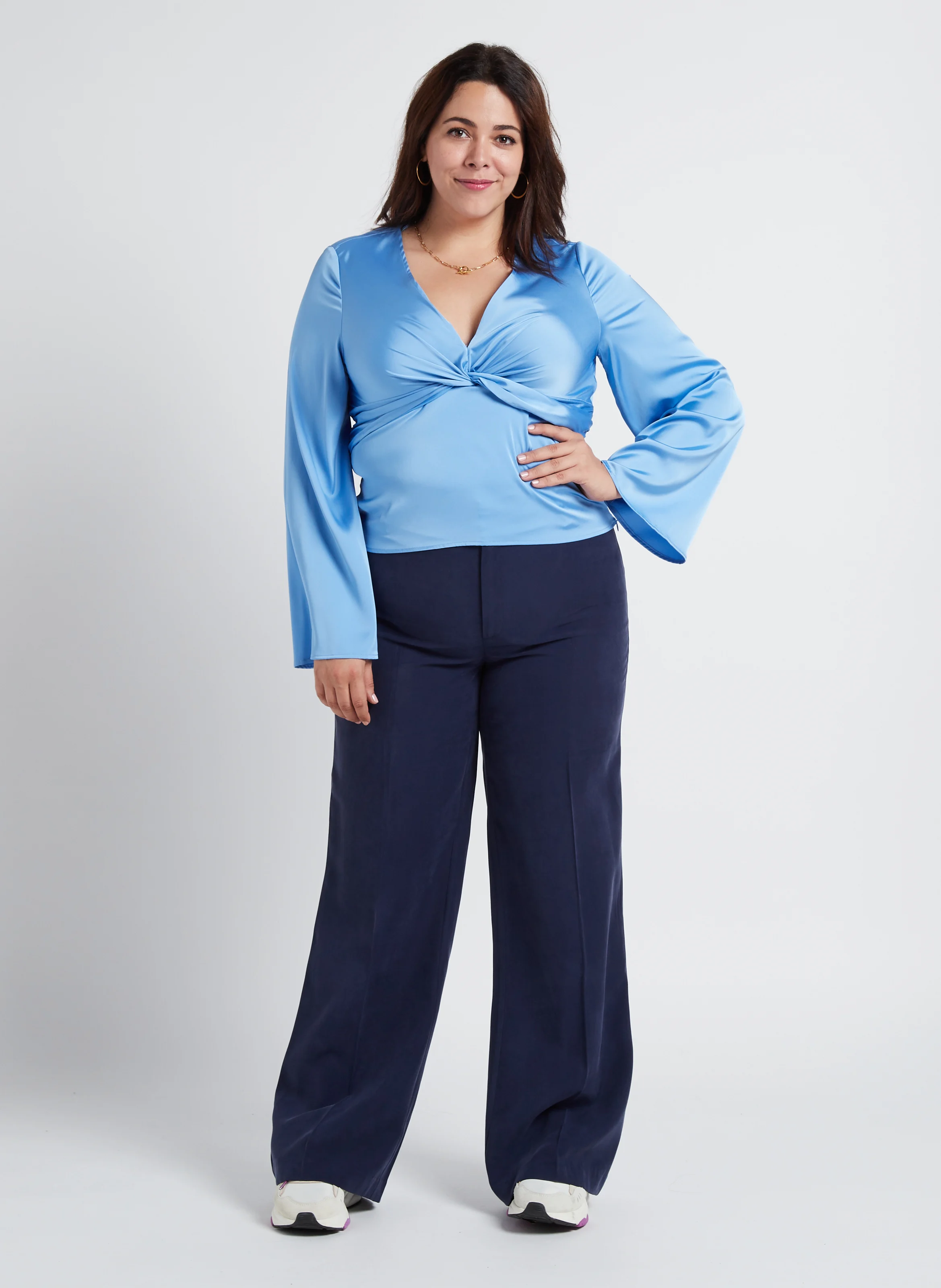 Top fluide col V satiné | Bleu