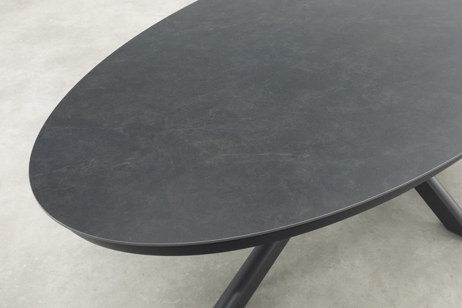 Hartman Valentino|Ventaro verstelbare ovale tuinset 240x115 cm.