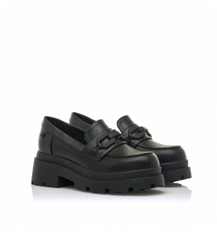 Mocassins Mustang com cabedal trançado preto