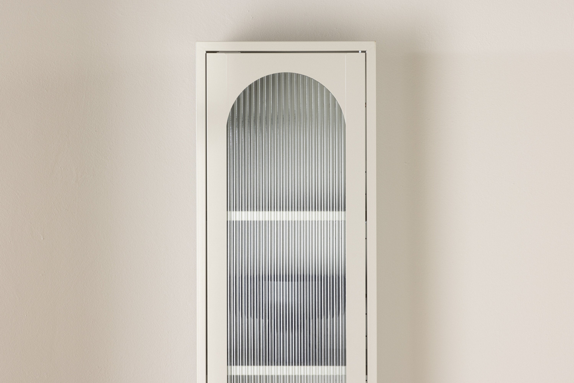 Makani Vitrinekast 180x37cm - Greige