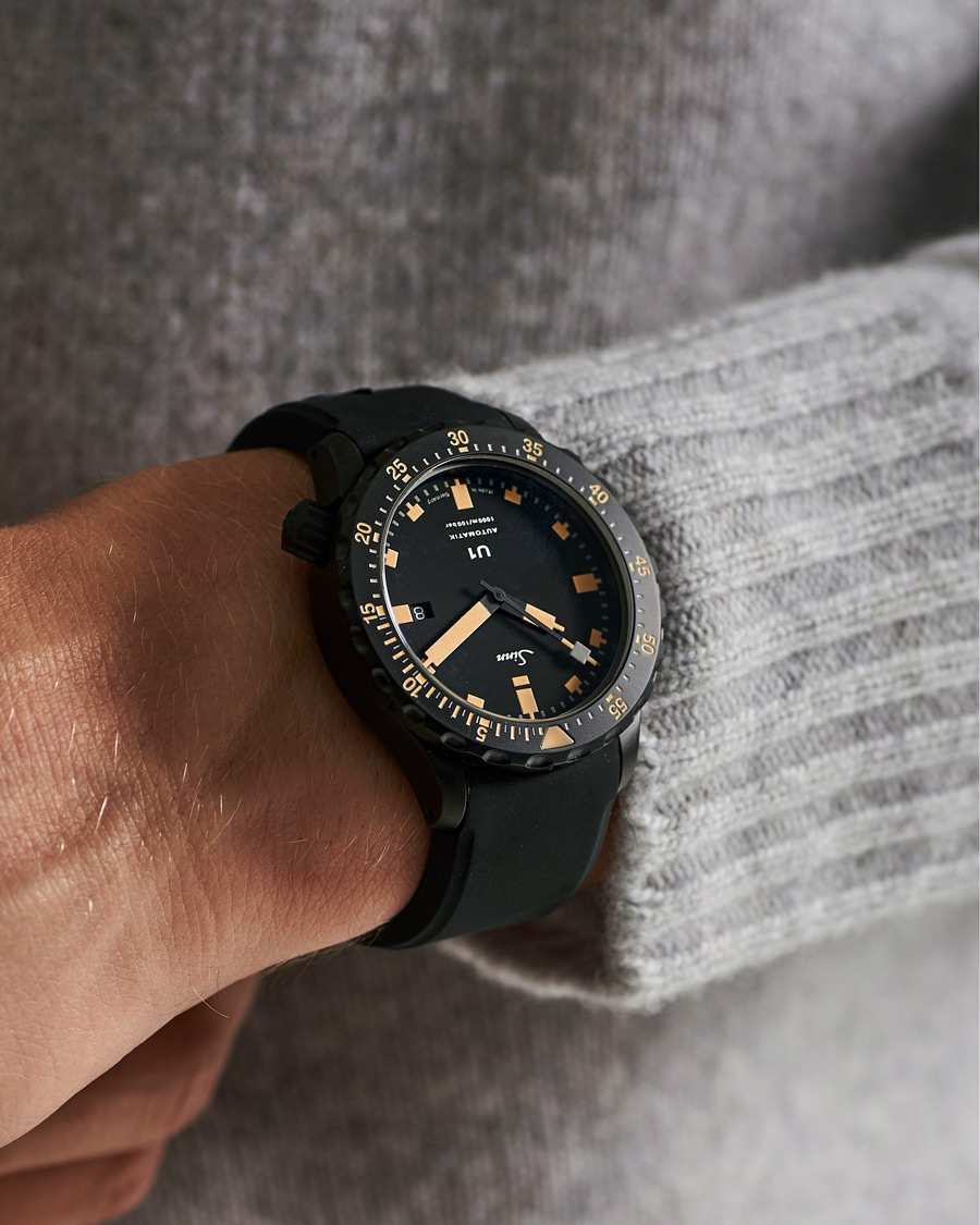 Sinn U1 Black Hard Coating Diving Watch 44mm Black/Ivory