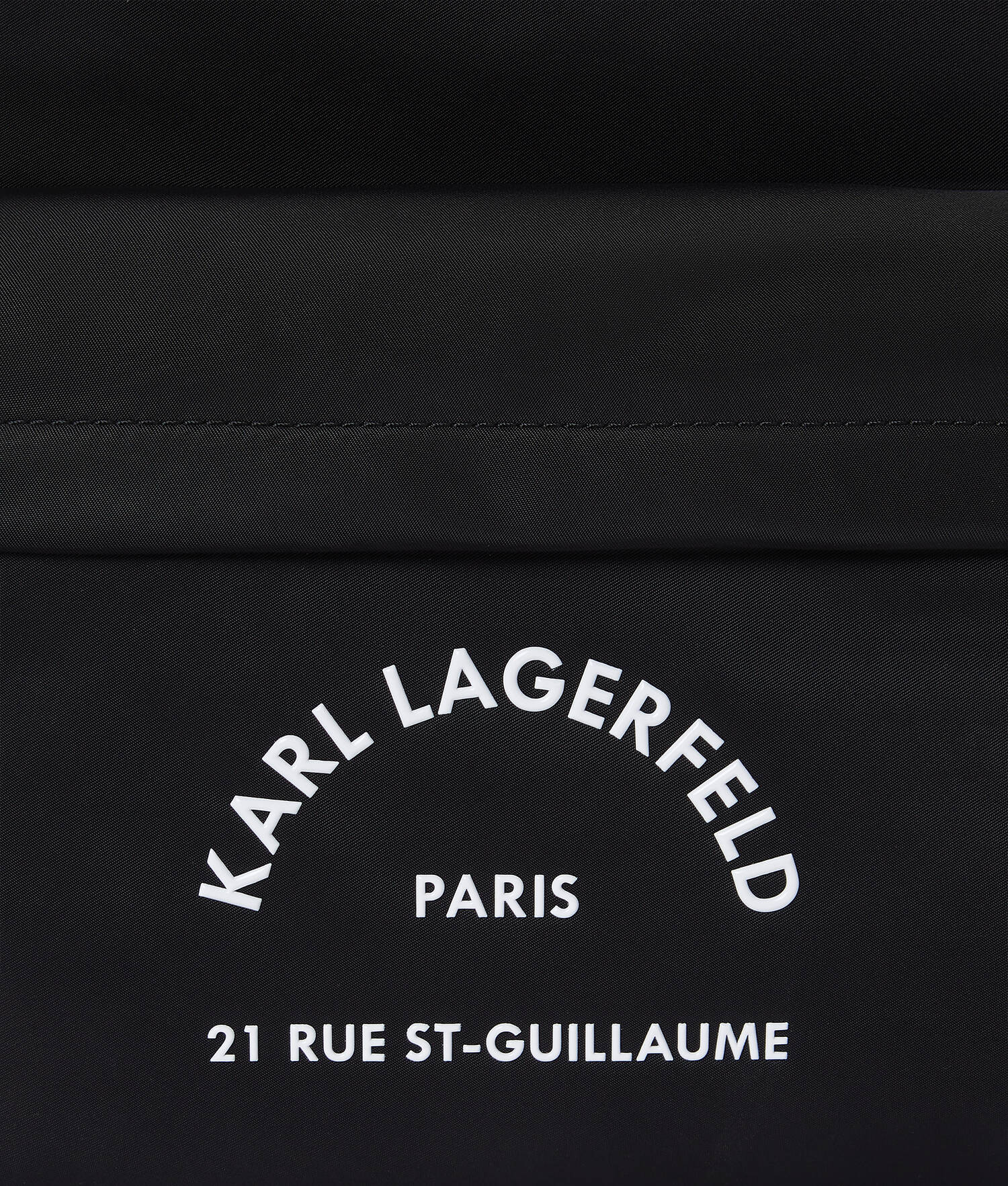 SAC À DOS EN NYLON RUE ST-GUILLAUME