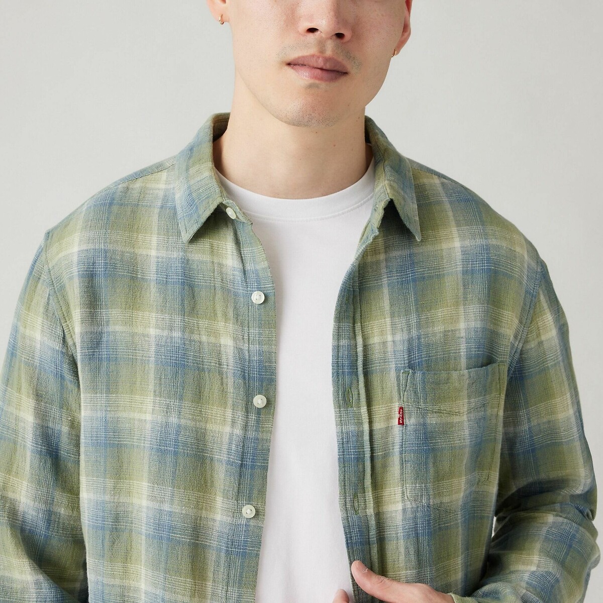 Camisa reta LEVI'S com bolso no peito em algodão e linho