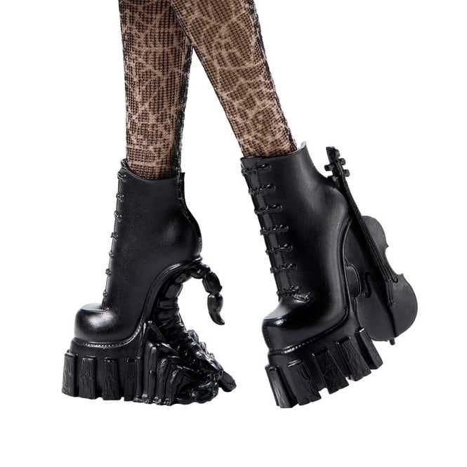 Monster High x Wednesday-Kollektion - Wednesday Addams Puppe