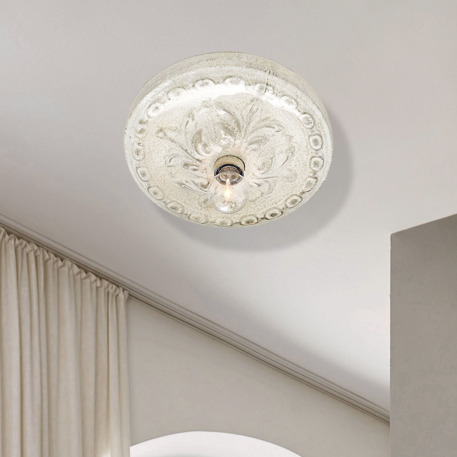 Wand-  &  Deckenlampe Mangaire
