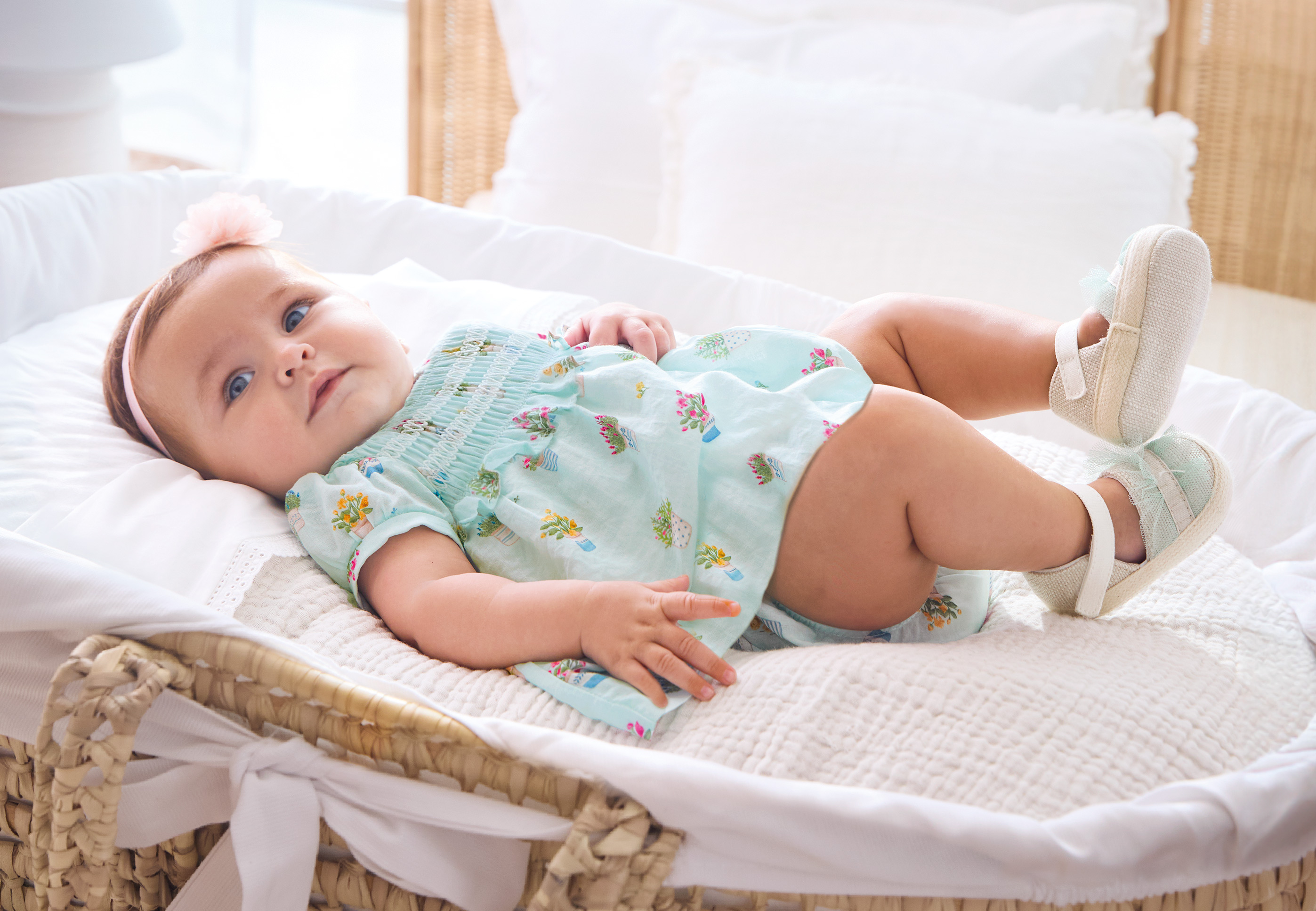 Vestido nude para recém-nascido Better Cotton com capa para fralda