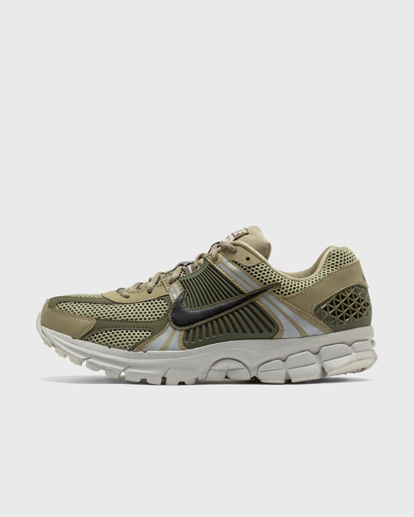 Nike ZOOM VOMERO 5