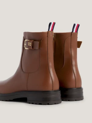Botas de tornozelo de couro com detalhe de cinto essencial
