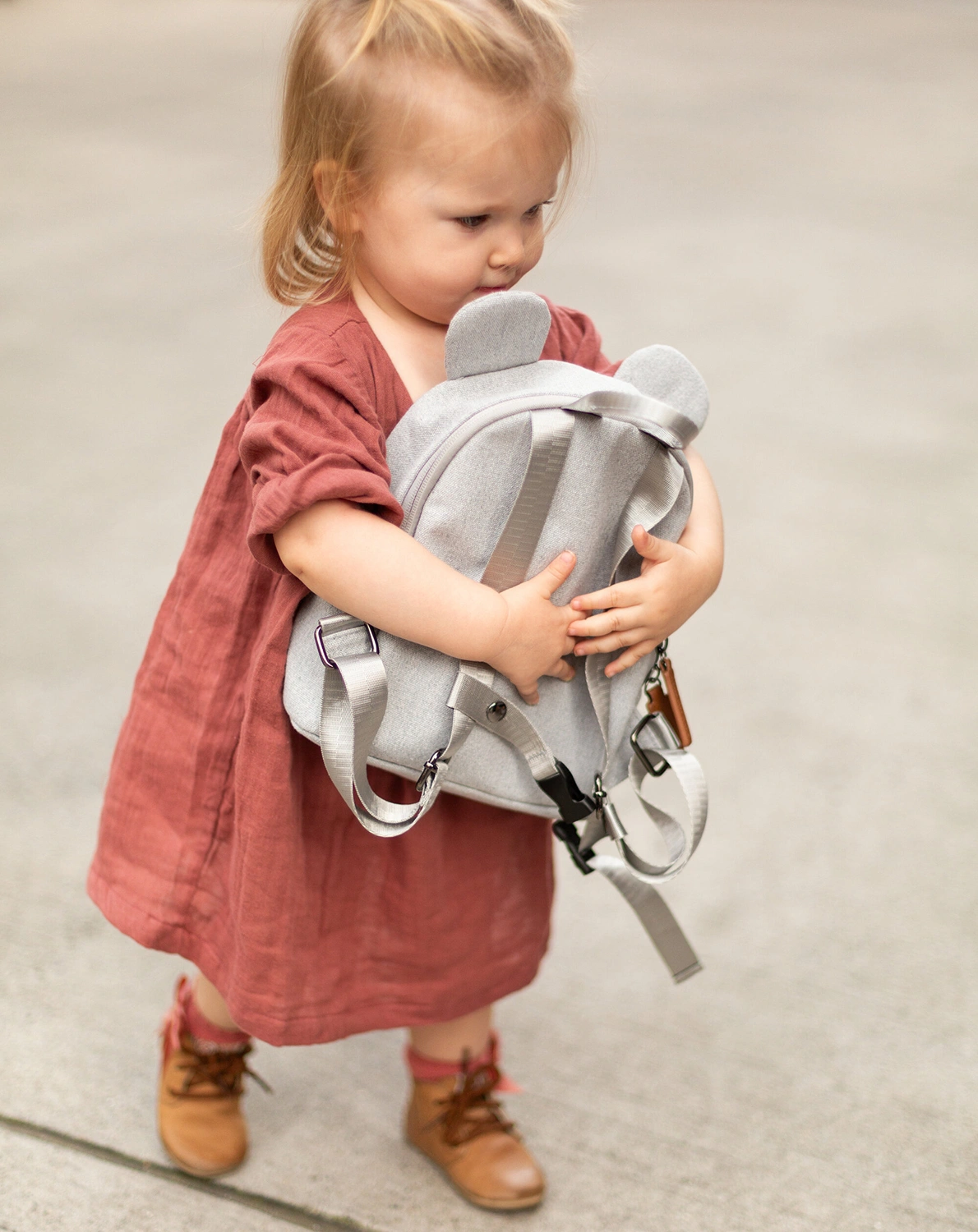 Kinderrucksack MY FIRST BAG (20x8x24) in canvas grau