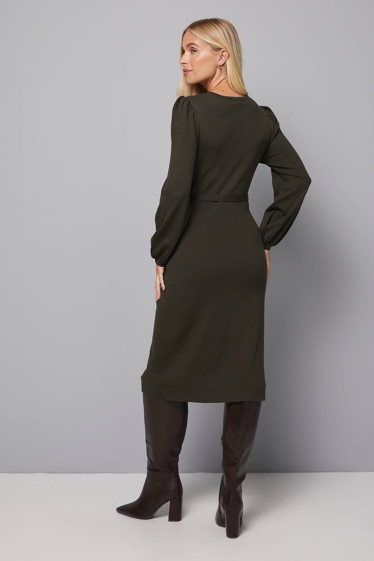 Wallis Robe Tricotée à Manches Ballon Ceinturée Petite Taille
