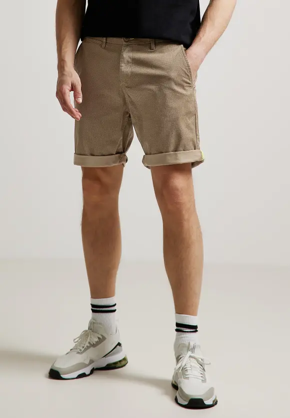 Slim Fit Shorts mit Print - seed beige