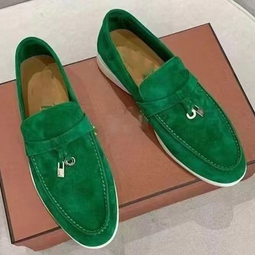 Freesia - Lock Charm Slip-Ons
