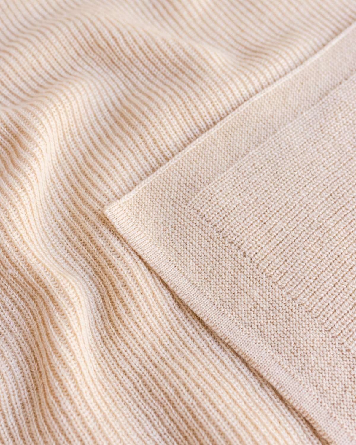 Babyteppe Ull, Medium Tykt – 100% Merino, Ubehandlet | Felix, Oat