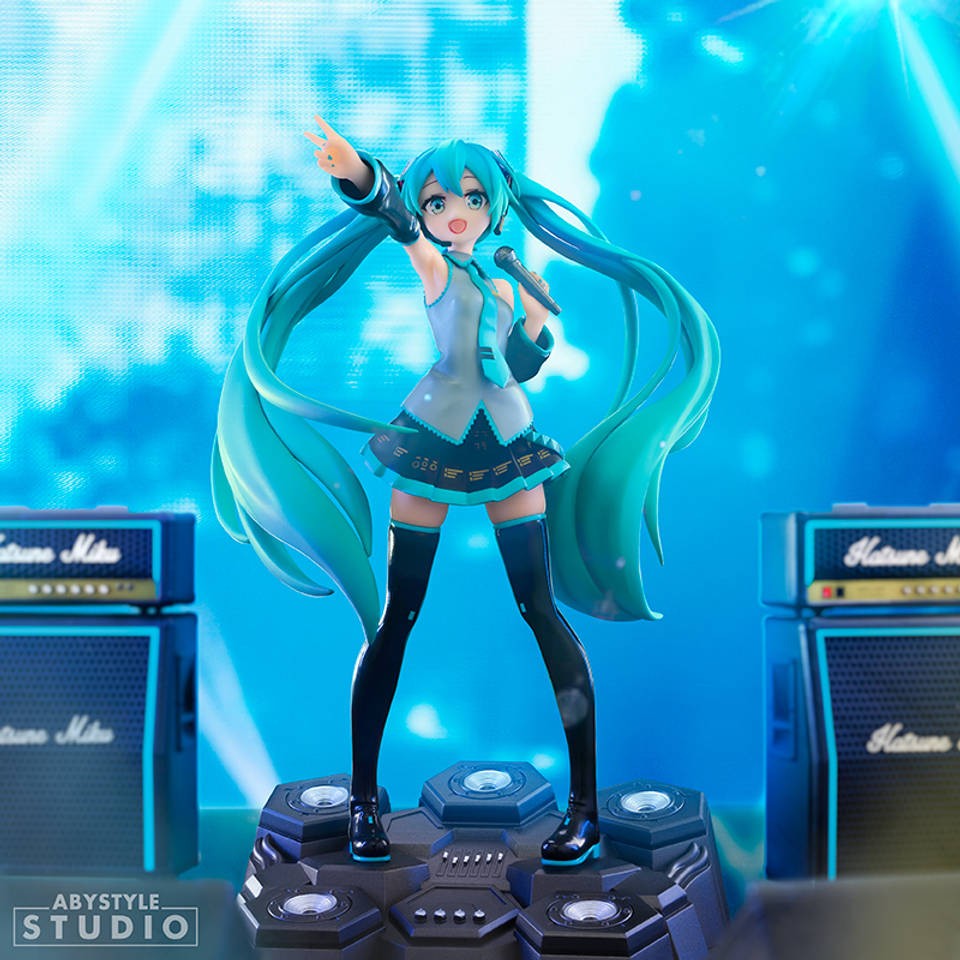Hatsune Miku figuur - 18 cm