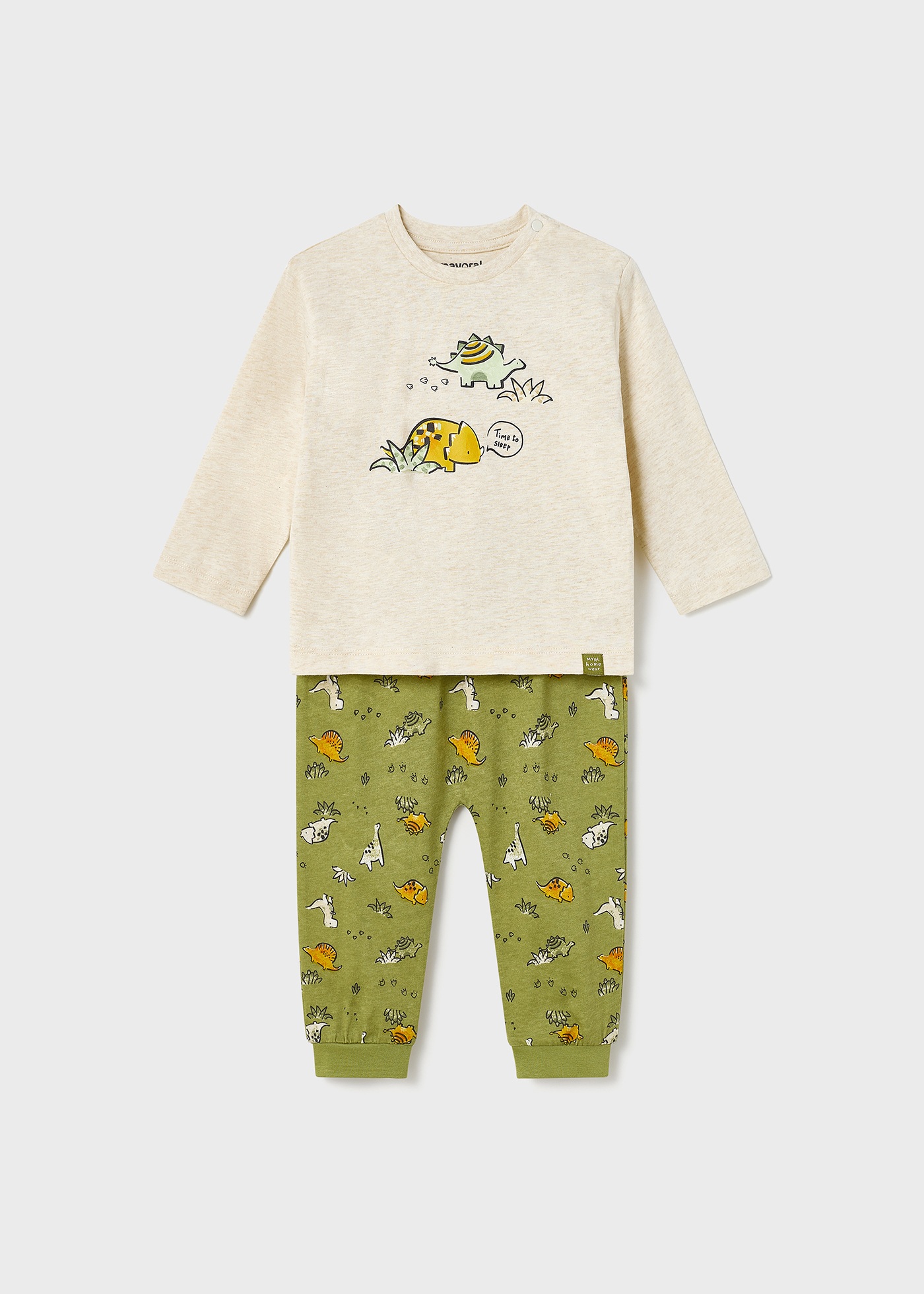 Pijama comprido com estampa e confeccionado em algodão sustentável para bebê
