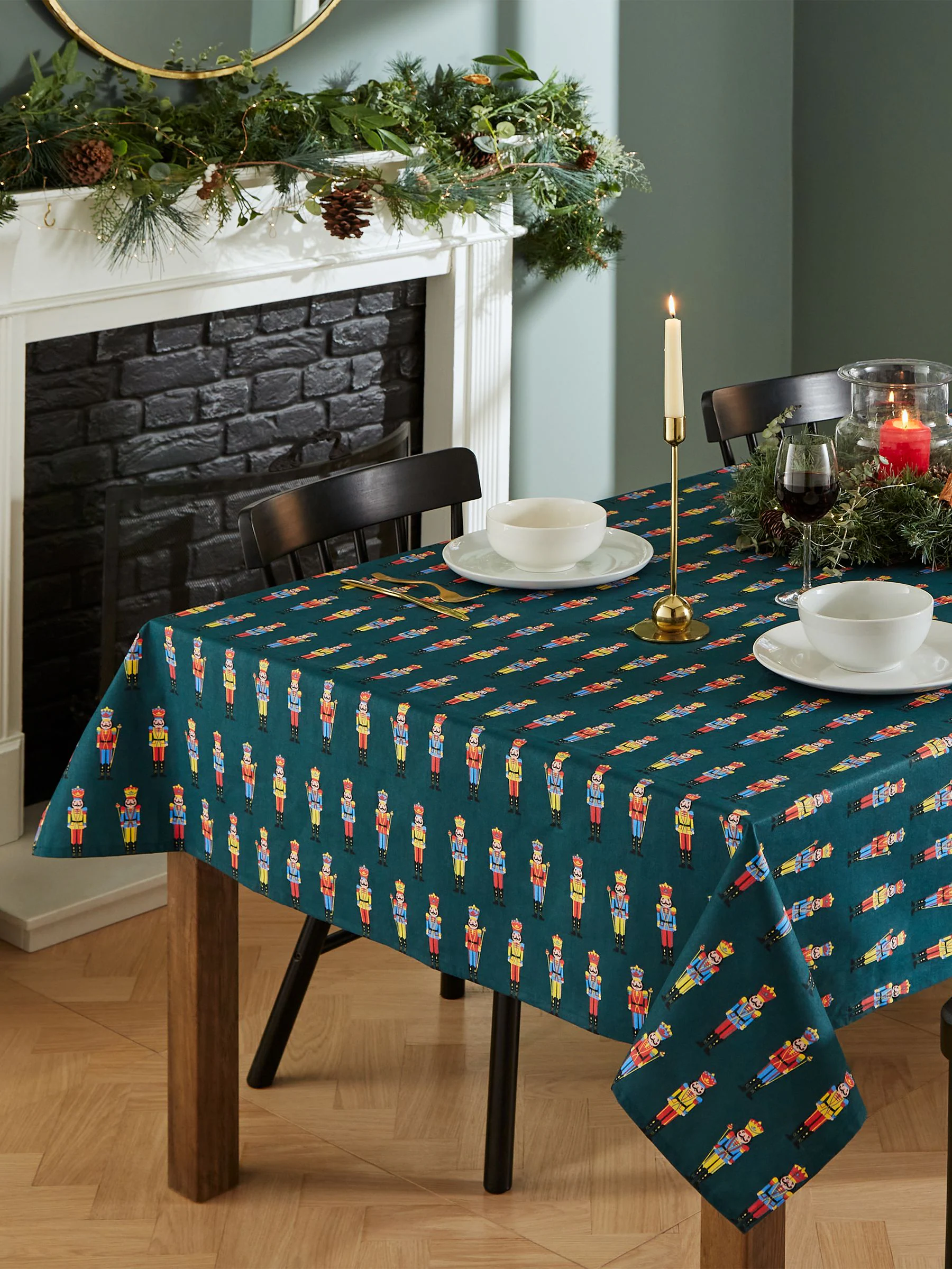 Catherine Lansfield Kerstmis Notenkraker 100% katoenen afneembaar tafelkleed
