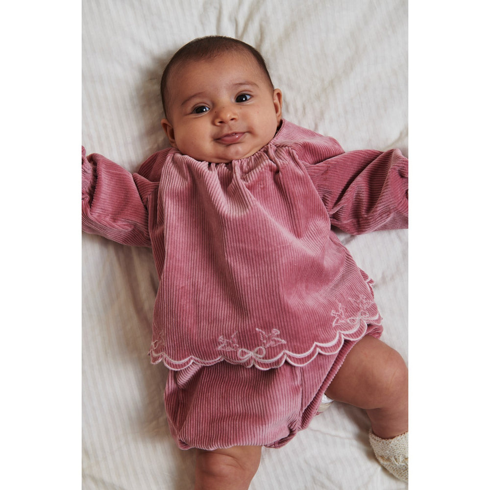 Køb COPENHAGEN COLORS Rose Comb Corduroy Baby Sæt W. Emb.