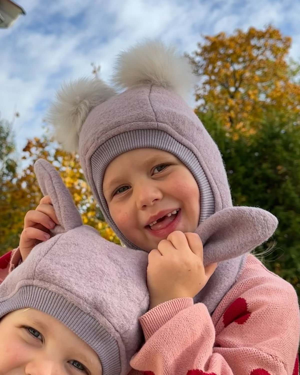 Balaclava Ull 2-Lags – Børstet Ullfleece | Alpaca Pompoms