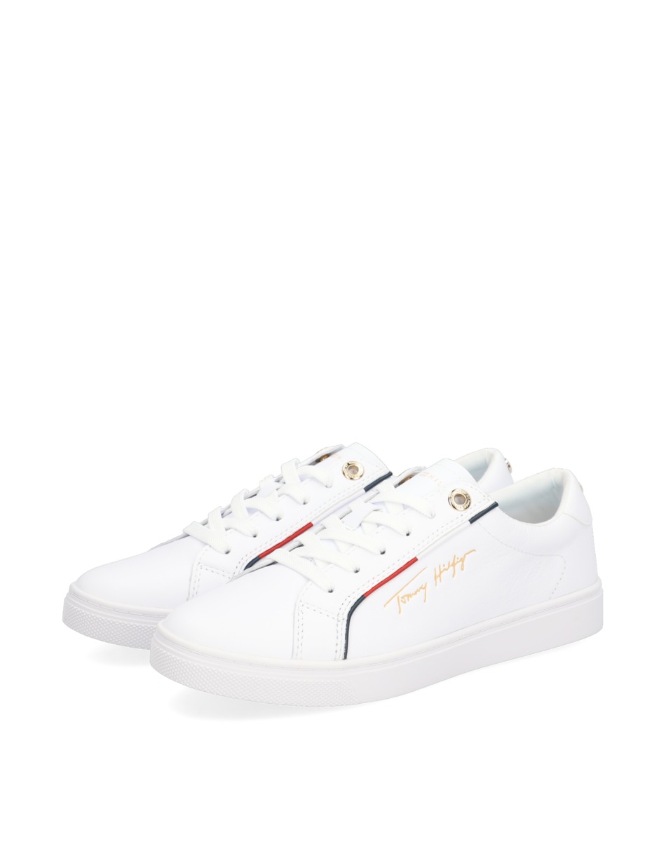 TH SIGNATURE SNEAKER