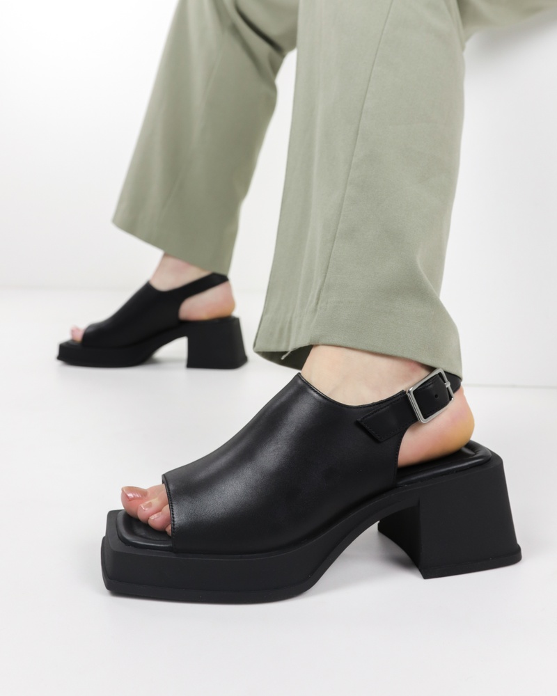 Vagabond Shoemakers Hennie Sandalen  - zwart