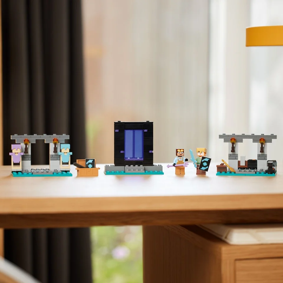 LEGO Minecraft - Våbenkammeret (21252)
