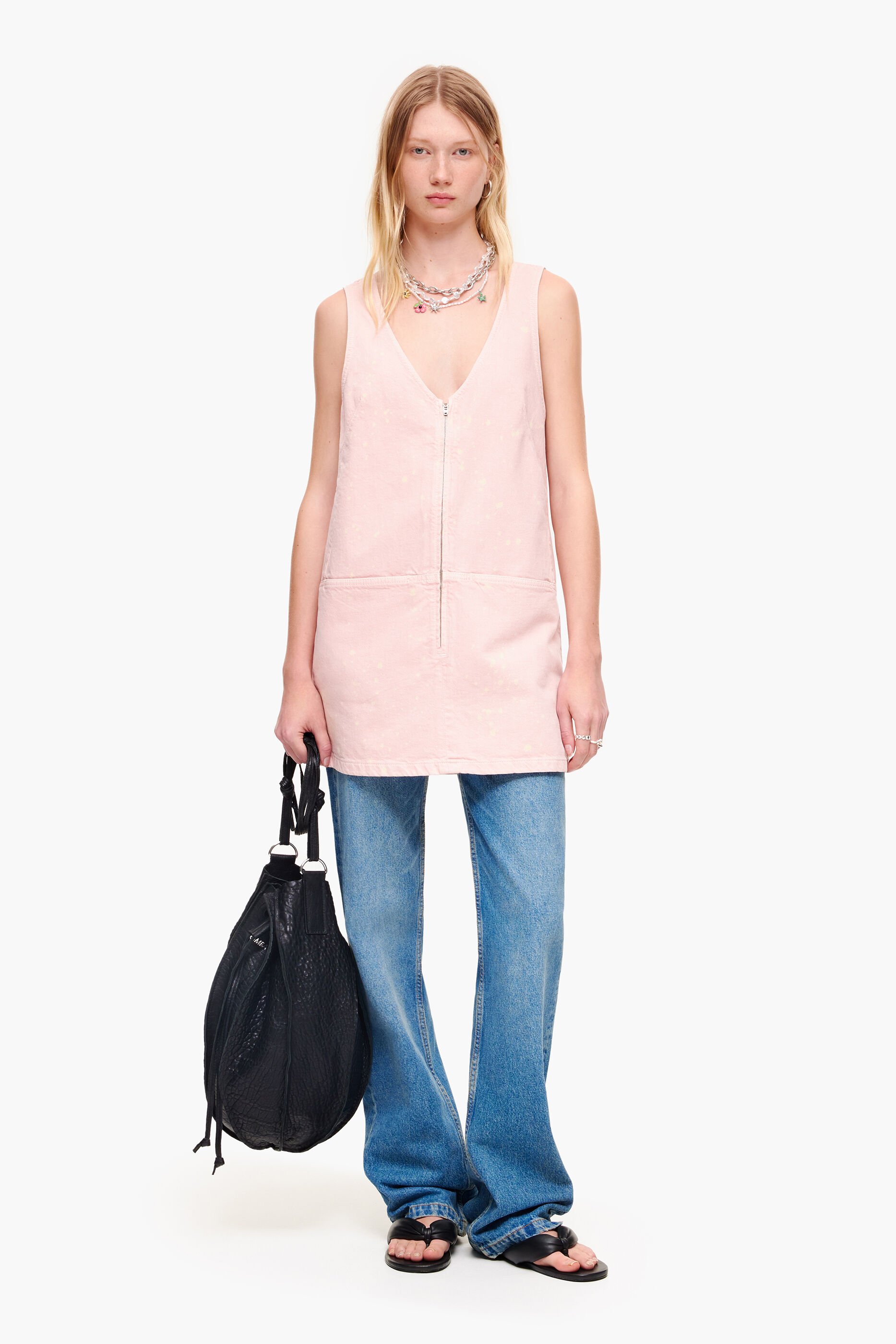 Vestido curto de jeans rosa claro