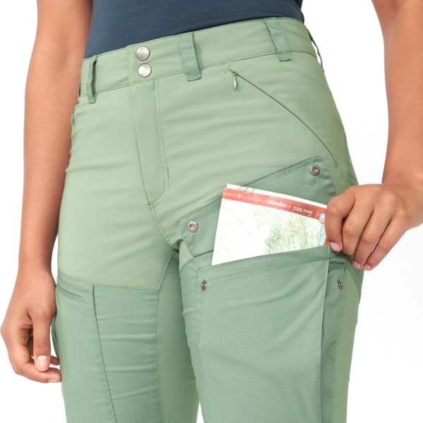 Pantalon randonnée FJALLRAVEN ABISKO MIDSUMMER TRS W JADE GREEN/PATINA GREEN