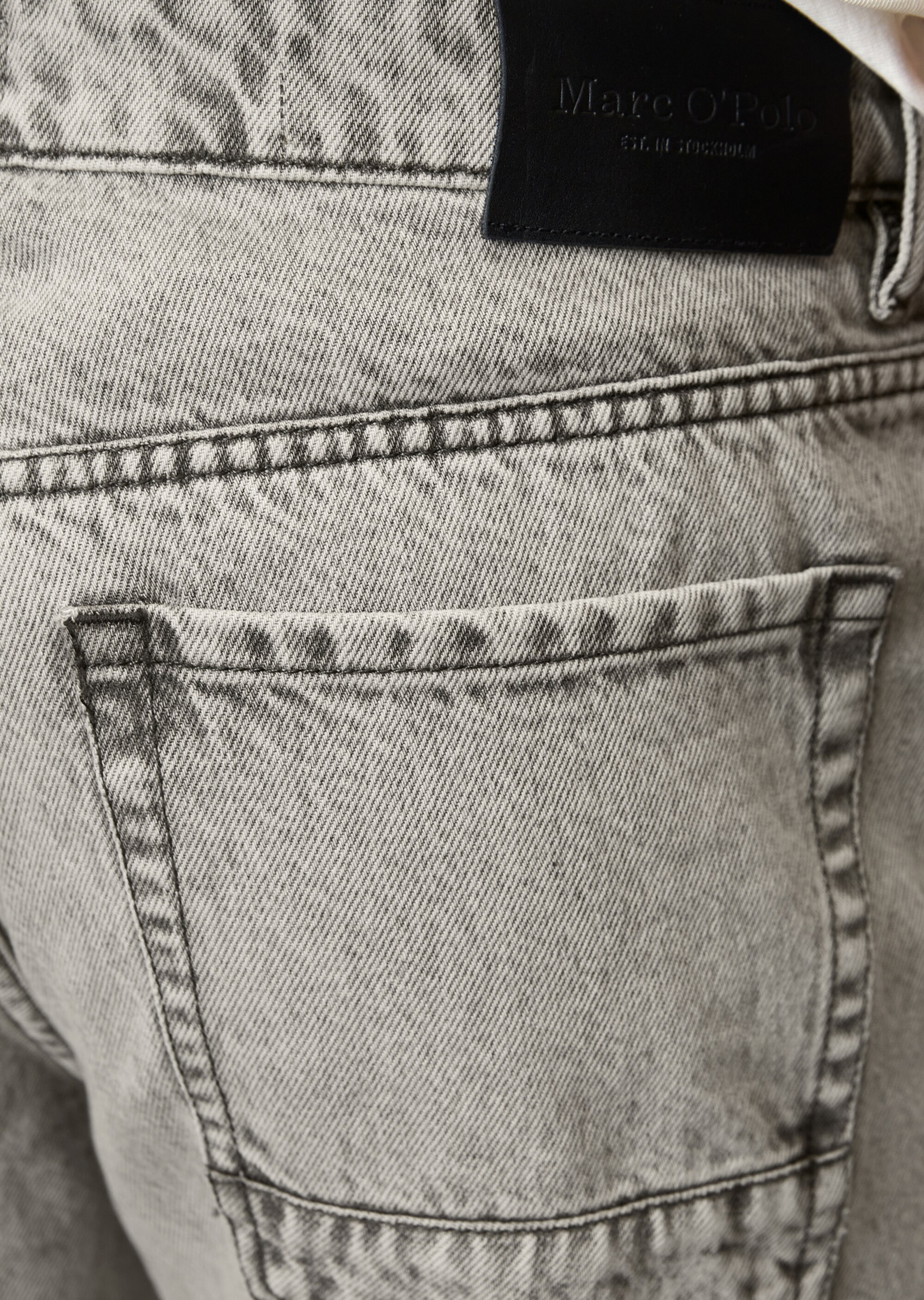 Jeans Modell OSBY tapered aus leichtem Authentic-Rigid-Denim