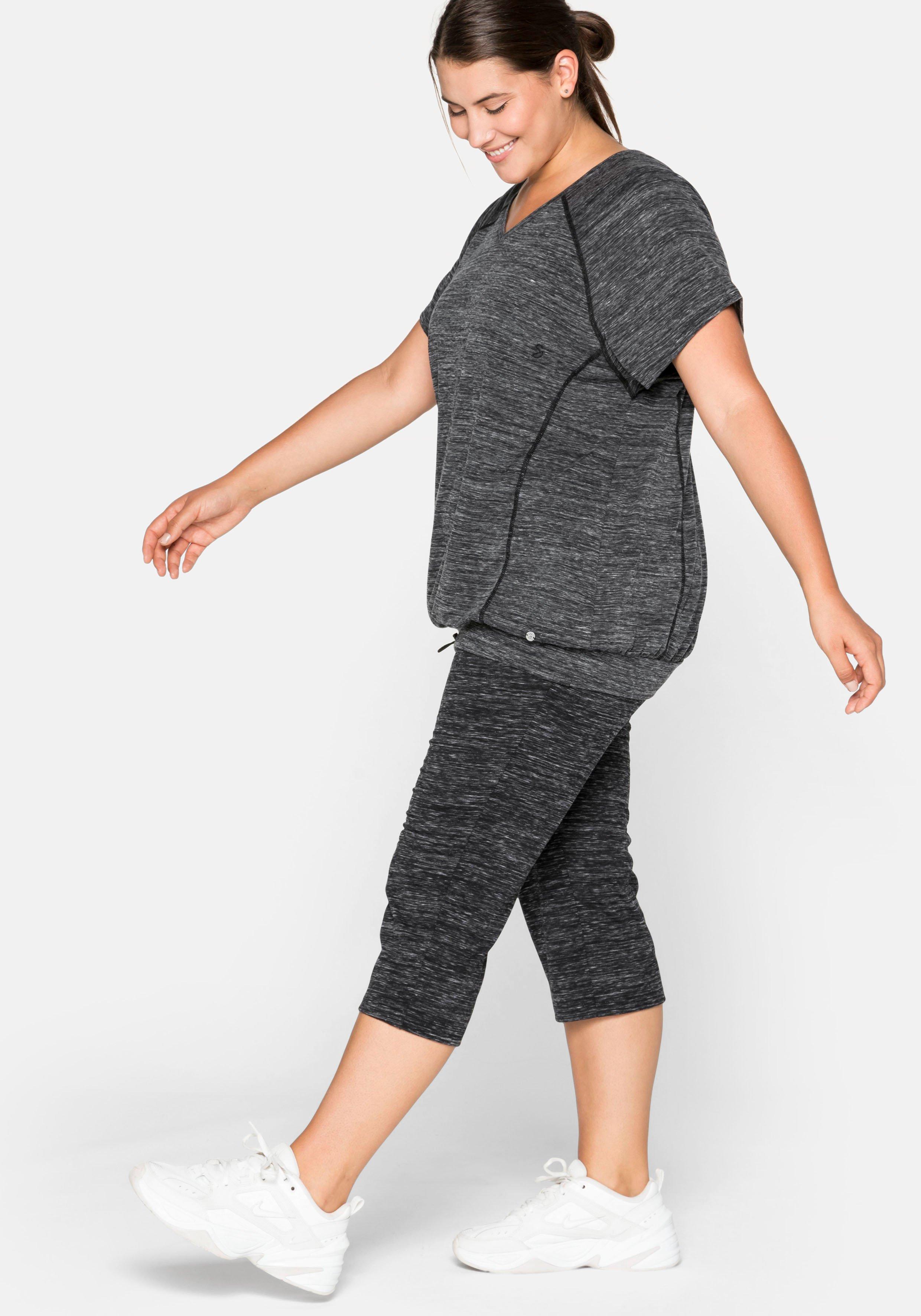 Funktionsshirt im Oversized-Schnitt, mit Saumbündchen