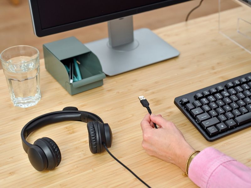 Trust Headset Ayda Leichtes On-Ear-USB-Headset mit weichen Ohrpolstern und verstellbarem Kopfbügel