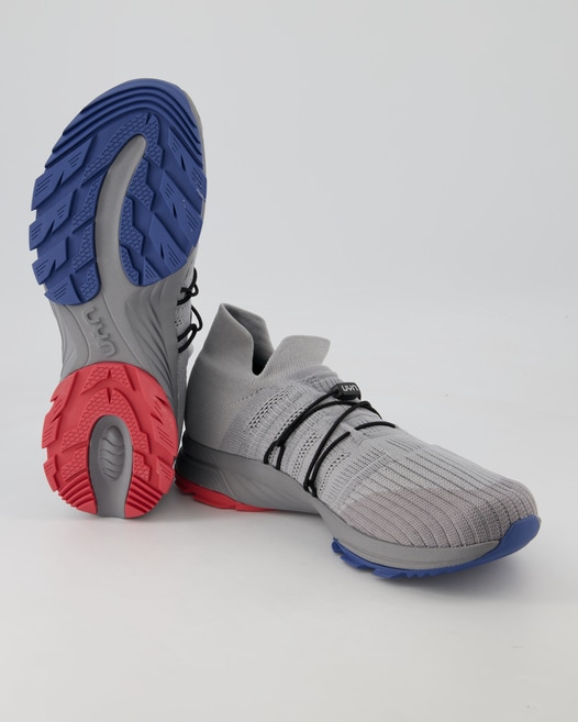 UYN Man Free Flow Tune XC Sneaker in Grau
