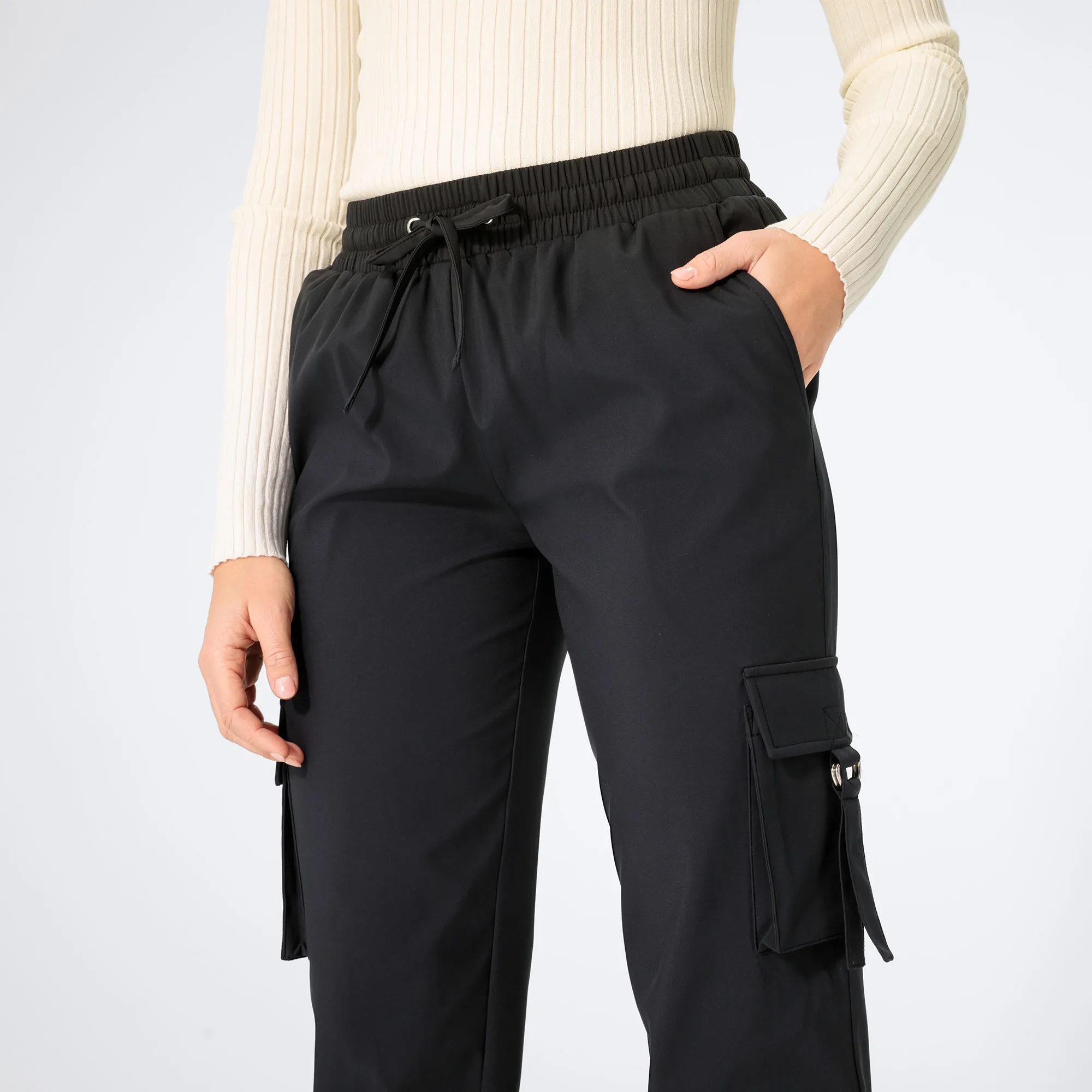 Damen-Hose mit Cargo-Taschen