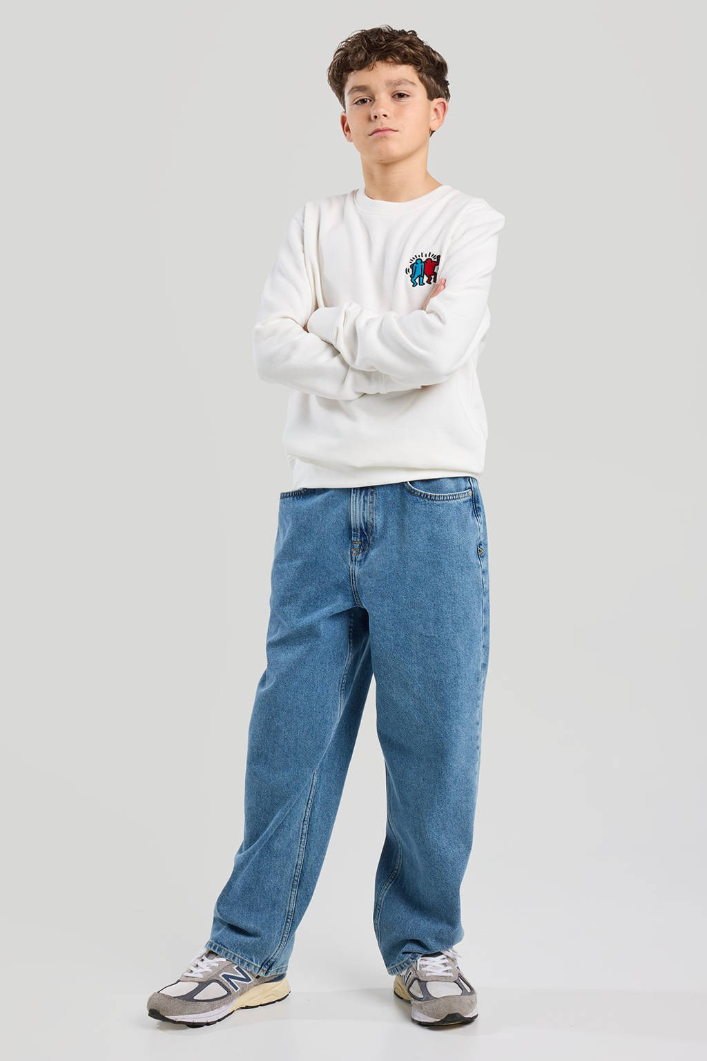 America Today sweater wit