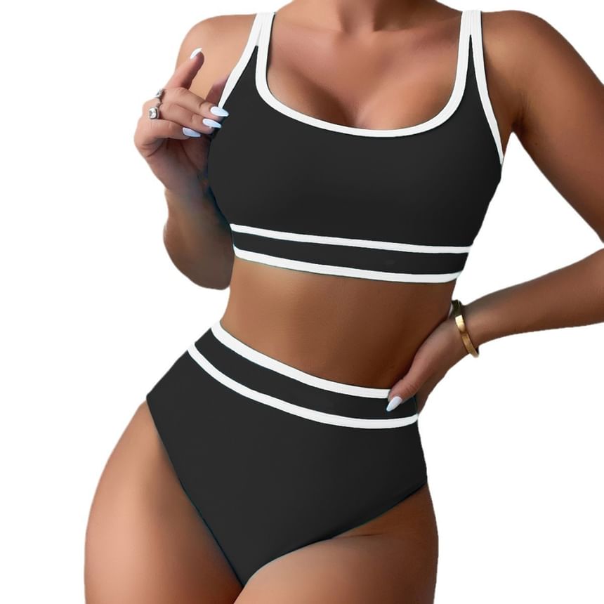Serendo - Set: Tweekleurige bikinitop + broekje