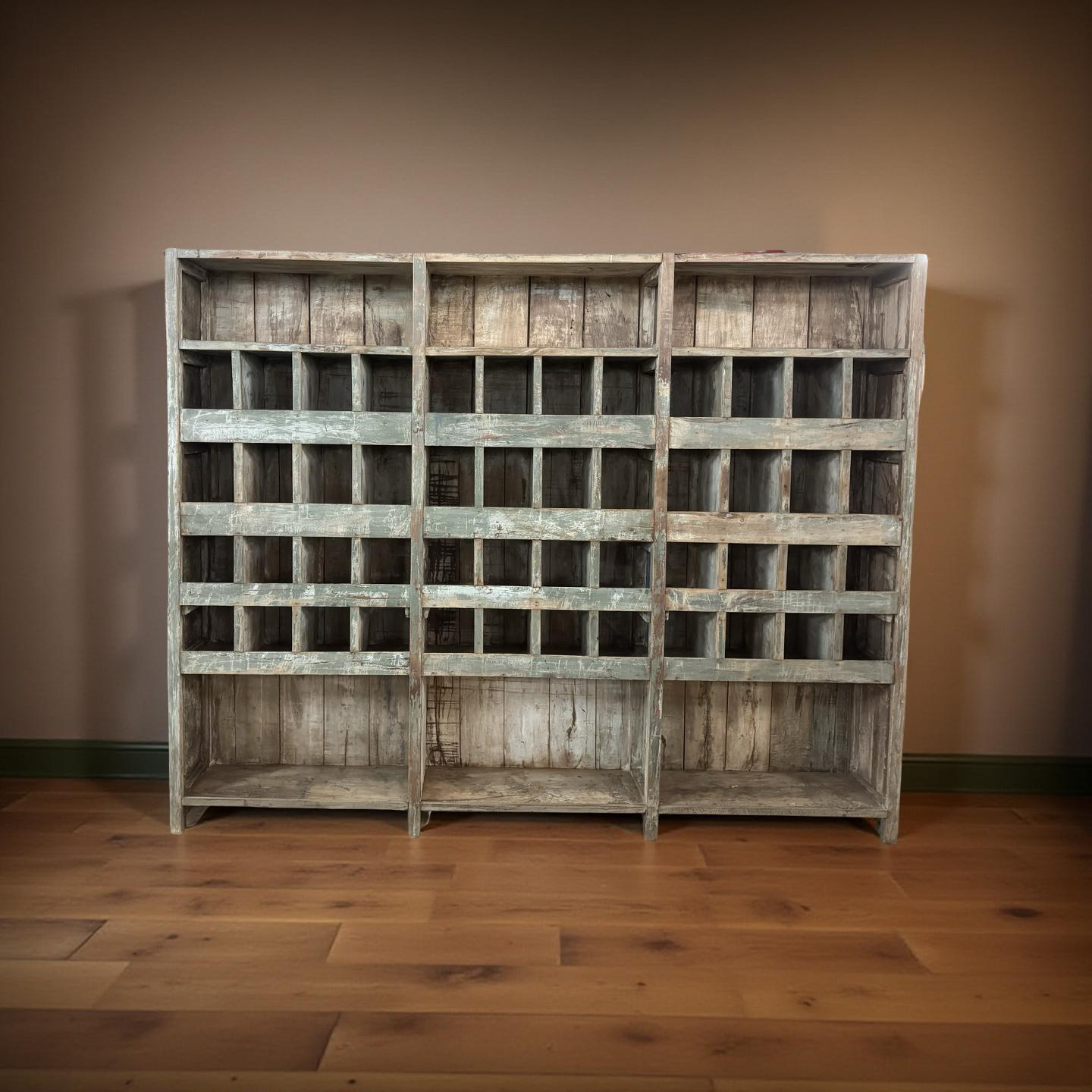 Wandkast vakken groot blauw