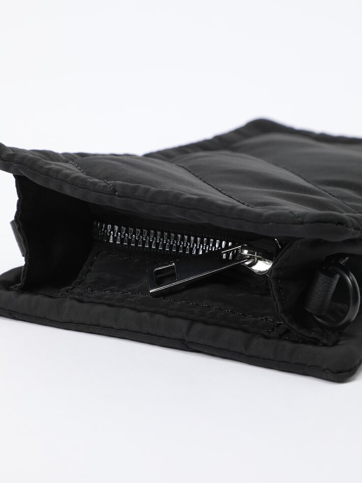 Capa acolchoada para celular - Preta