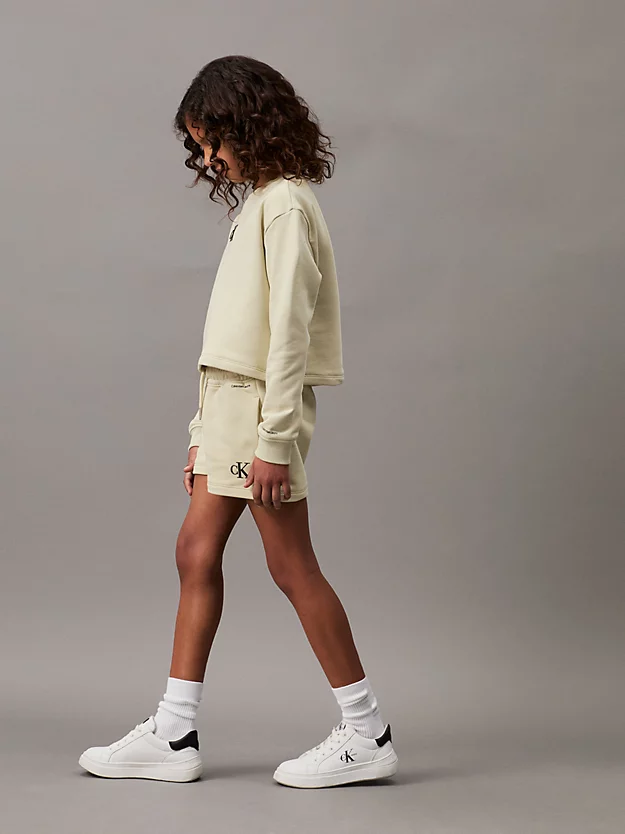 Conjunto de moletom e shorts Terry
