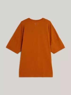 Camiseta com logo essencial