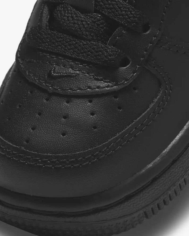 Chaussures Nike Air Force 1 Noir pour enfant