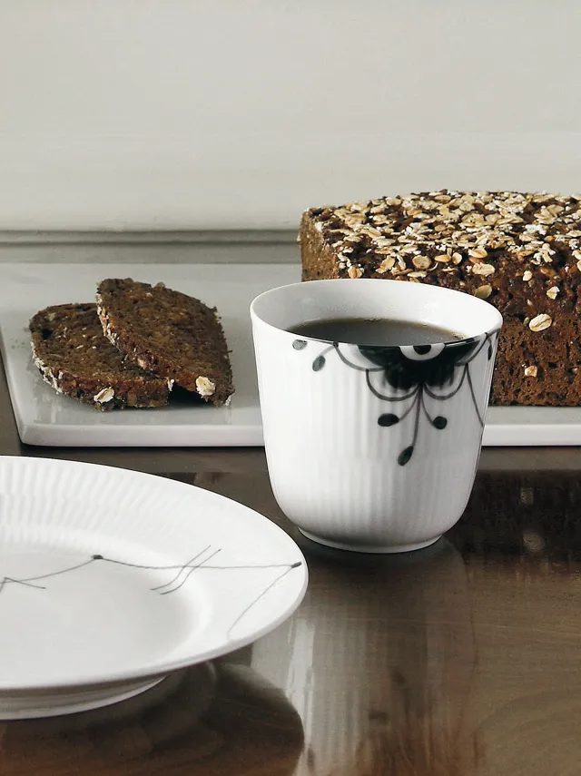 Royal Copenhagen Sort Mega Riflet Desserttallerken #6