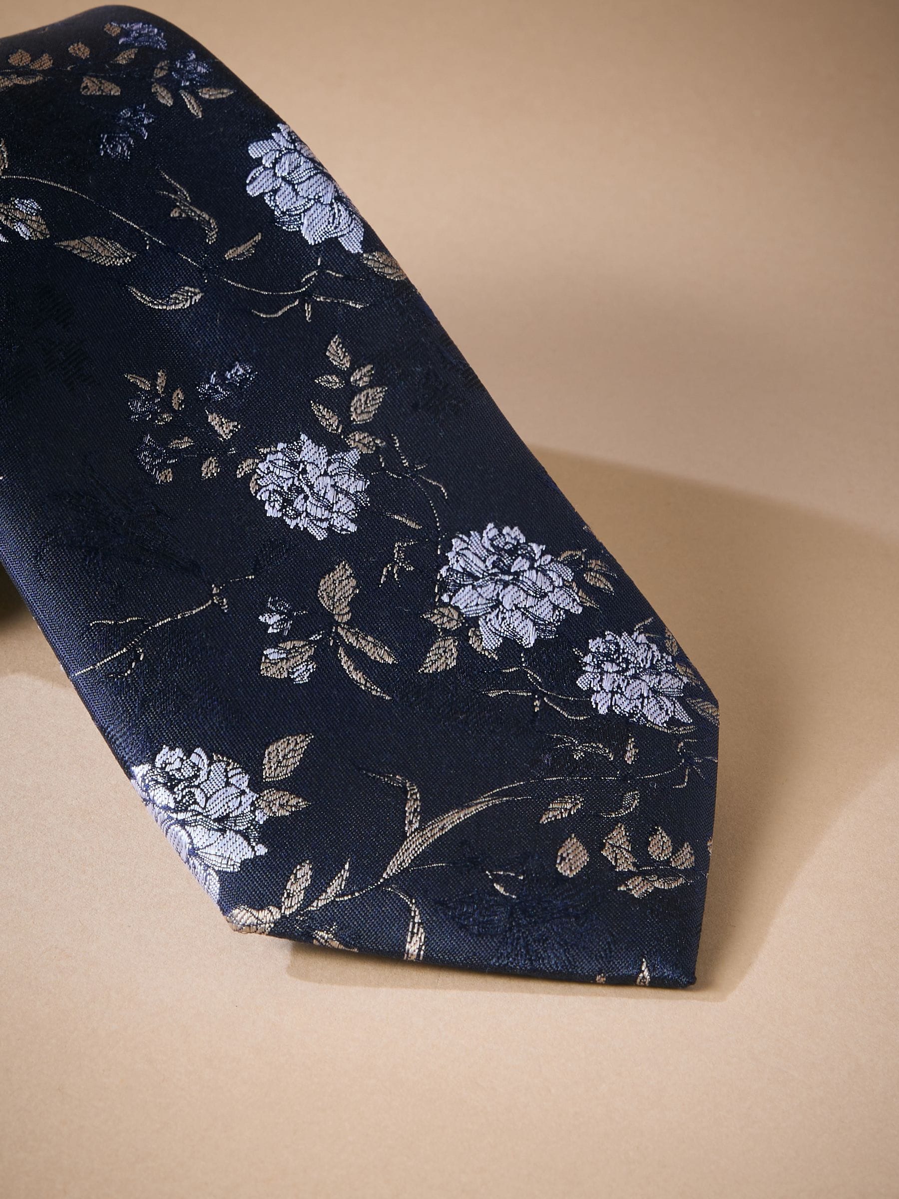 Marineblauw - Italiaanse zijden stropdas met bloemenprintontwerp