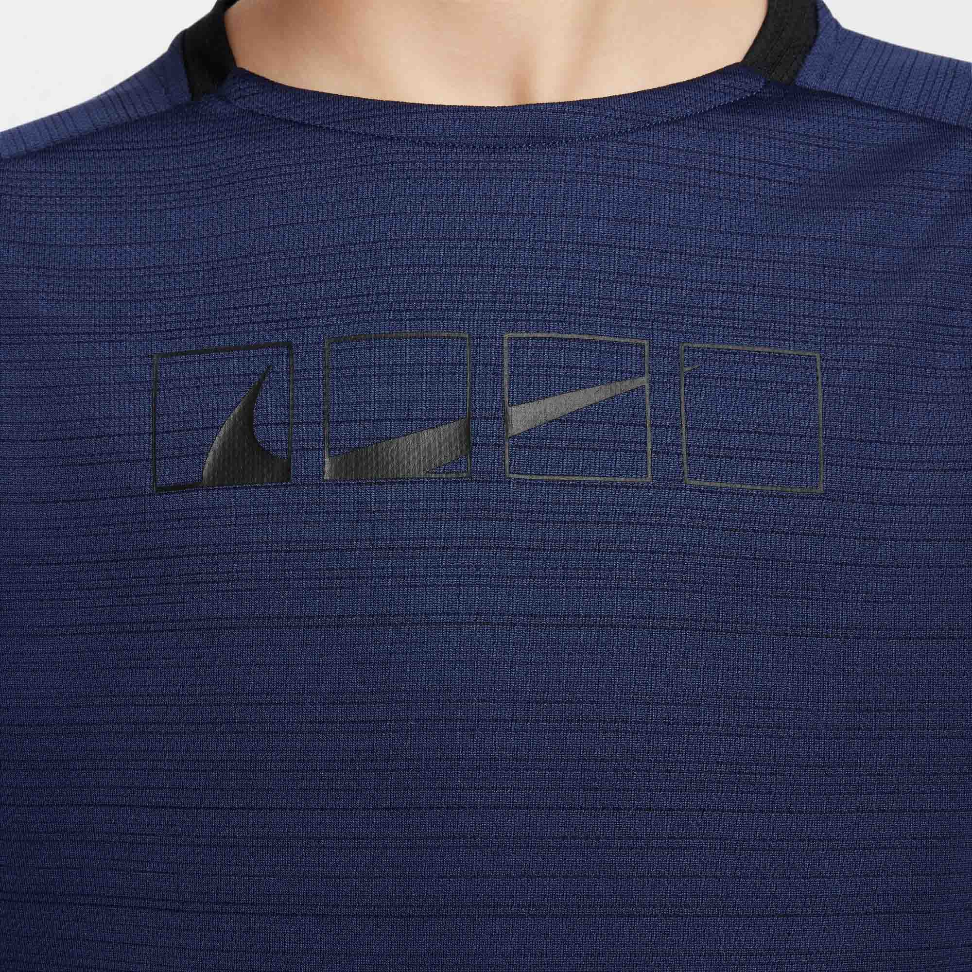 Multi Tech Dri-FIT SS Top Gutt 410/Midnight Navy/Black