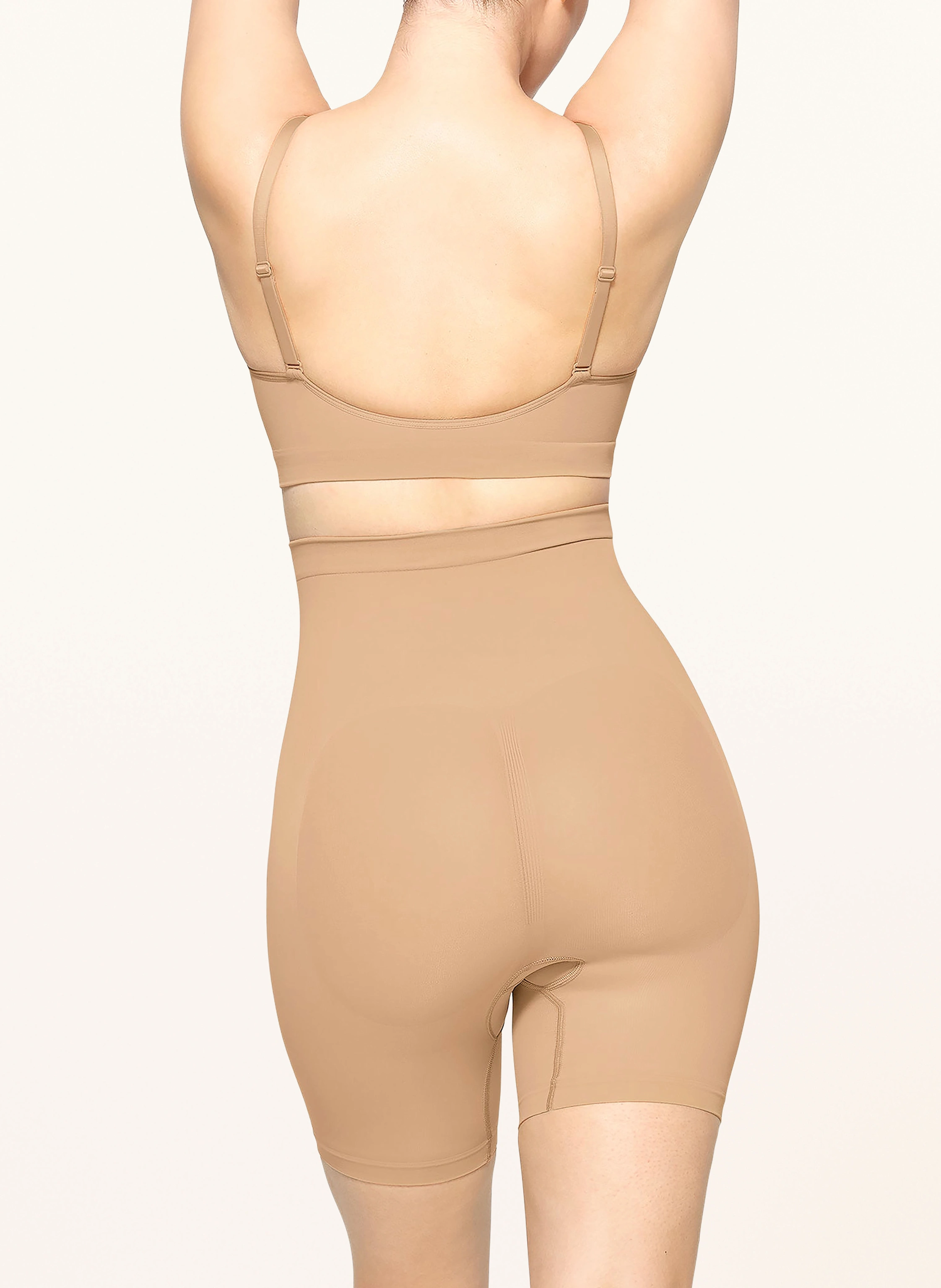 SKIMS Shape-Slip SEAMLESS SCULPT
