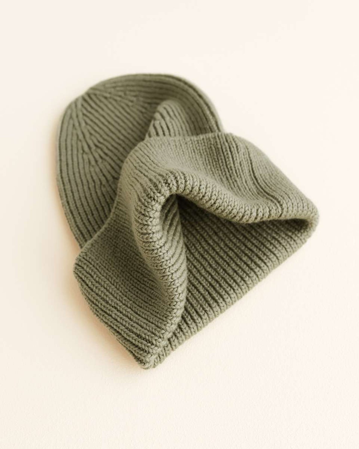 Ull Beanie barn – 100% Merino, Ubehandlet – Rib Lue Fonzie