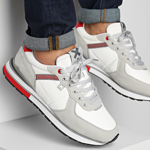 Baskets 140300 White Grey