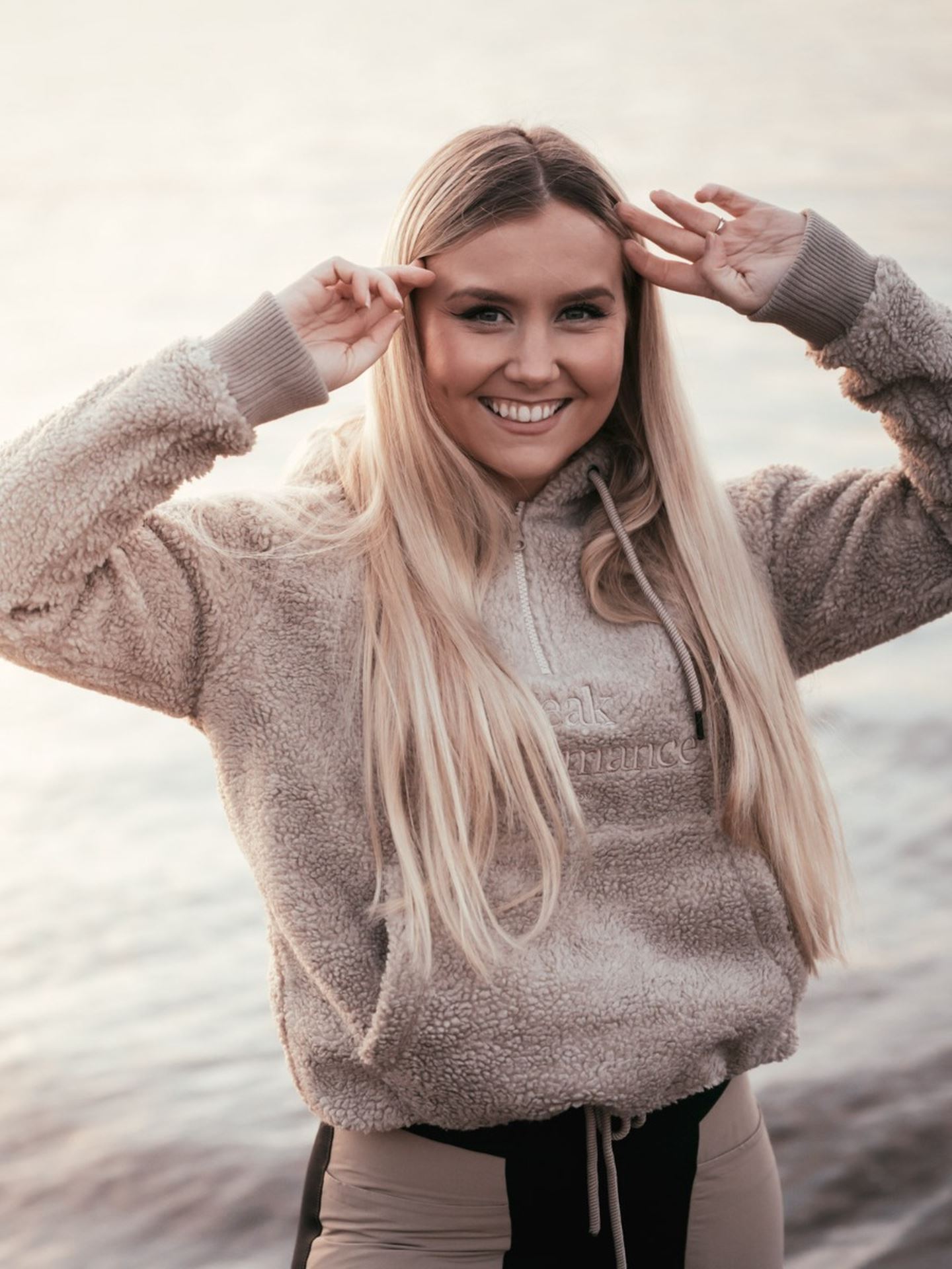 Original Pile Half Zip Hood