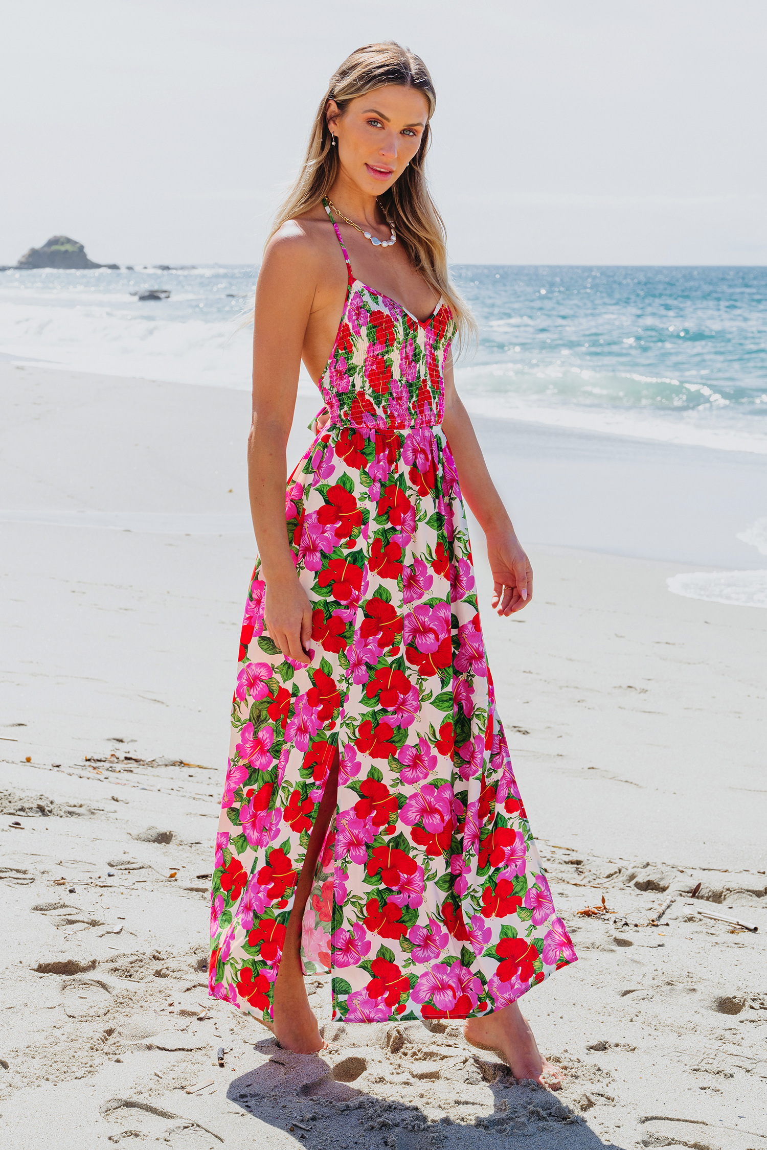 Robe maxi avec col licou et corsage à smocks à fleurs