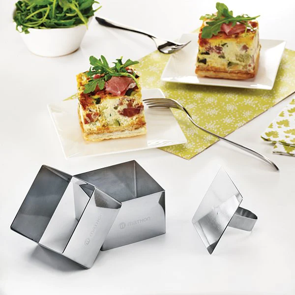 Set de 2 emporte-pièces carrés en inox avec poussoir Mathon